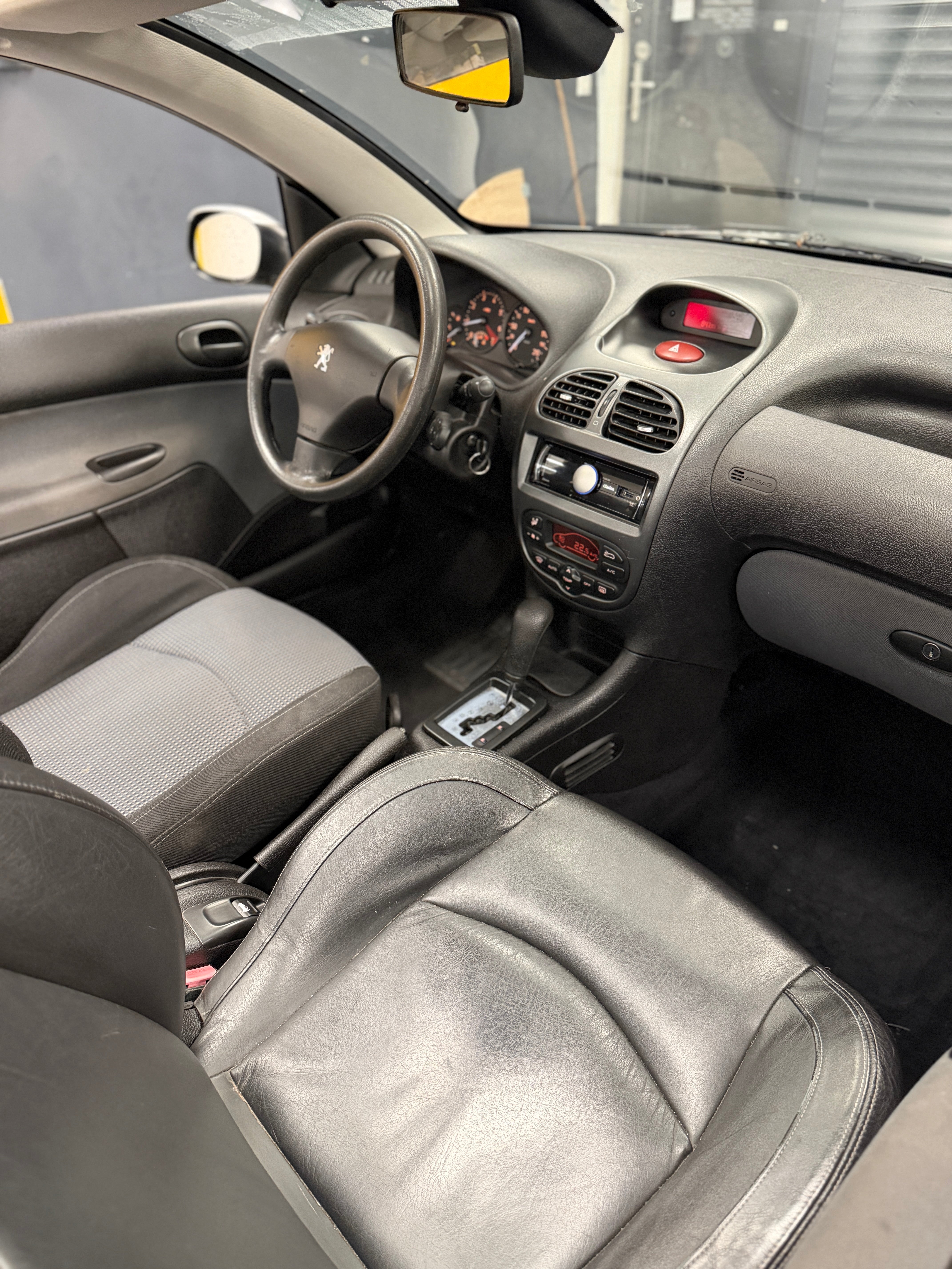 Peugeot 206 CC 1.6 Essence – Cabriolet – 2002 – Toit rigide escamotable