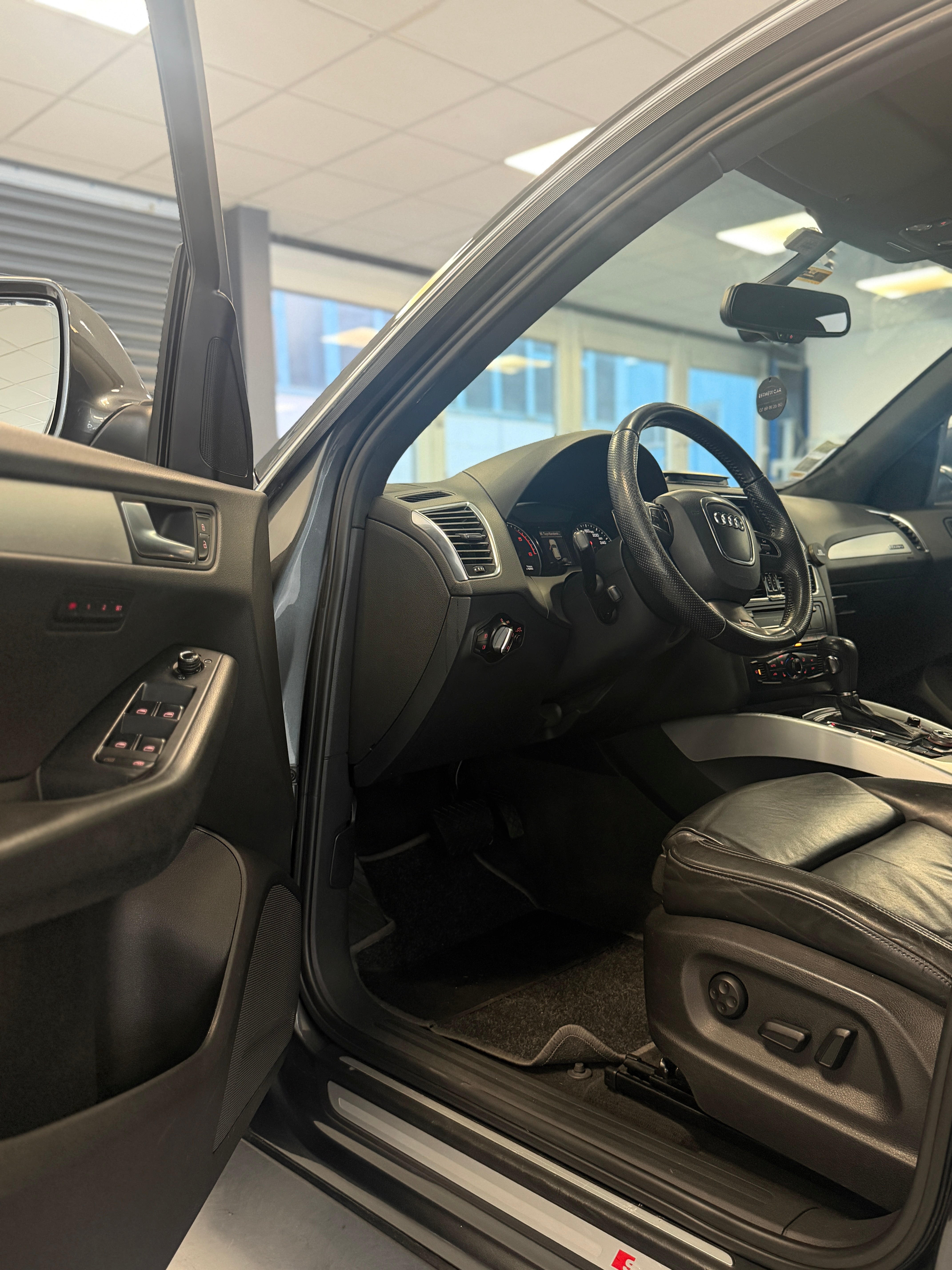 Audi Q5 3.0 TDI V6 Quattro 240 ch S tronic – 2011 – 270 000 km