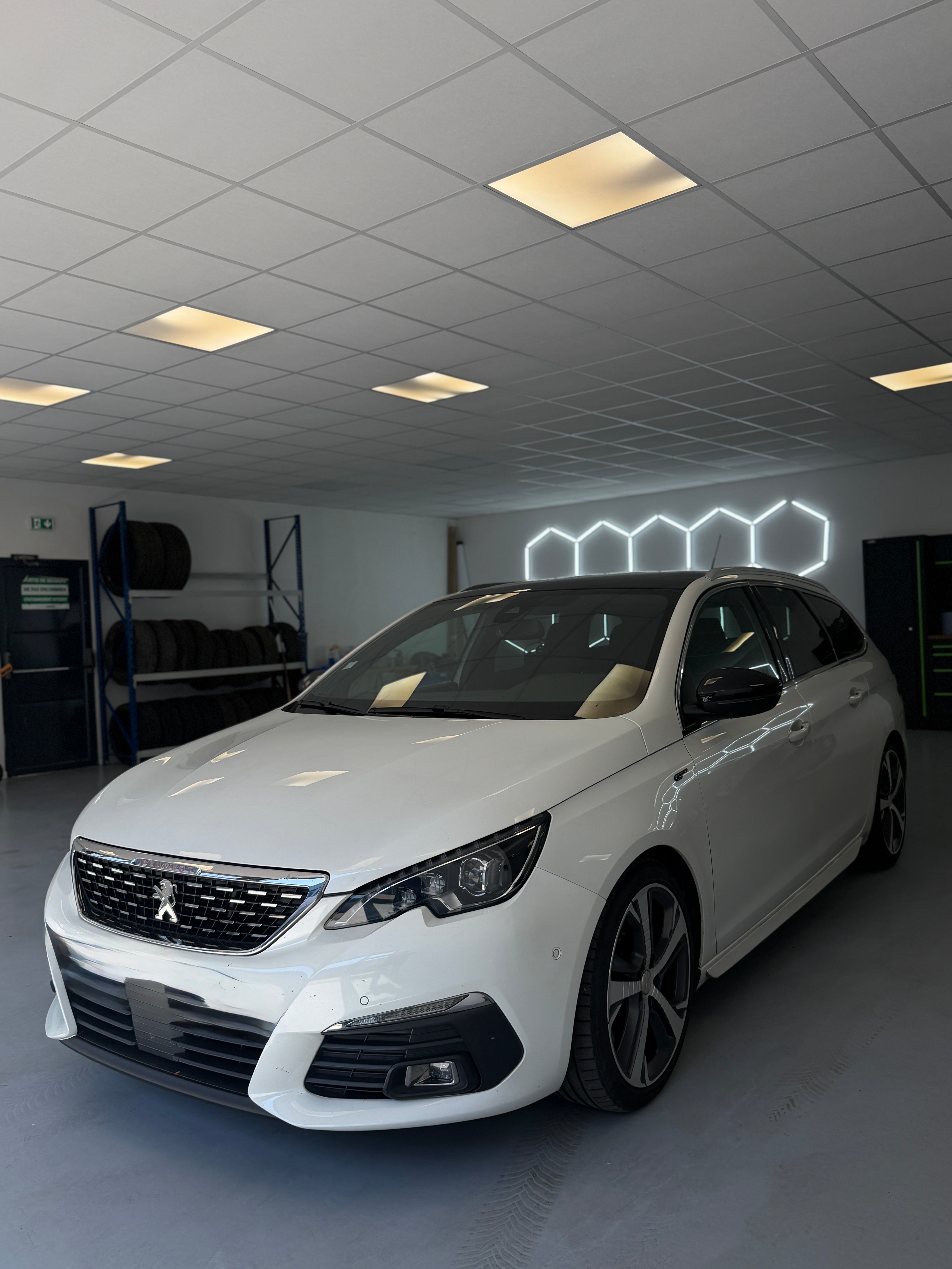 Peugeot 308 GT Line 2.0 BlueHDi 177 ch EAT8 – 2019 – 63 000 km