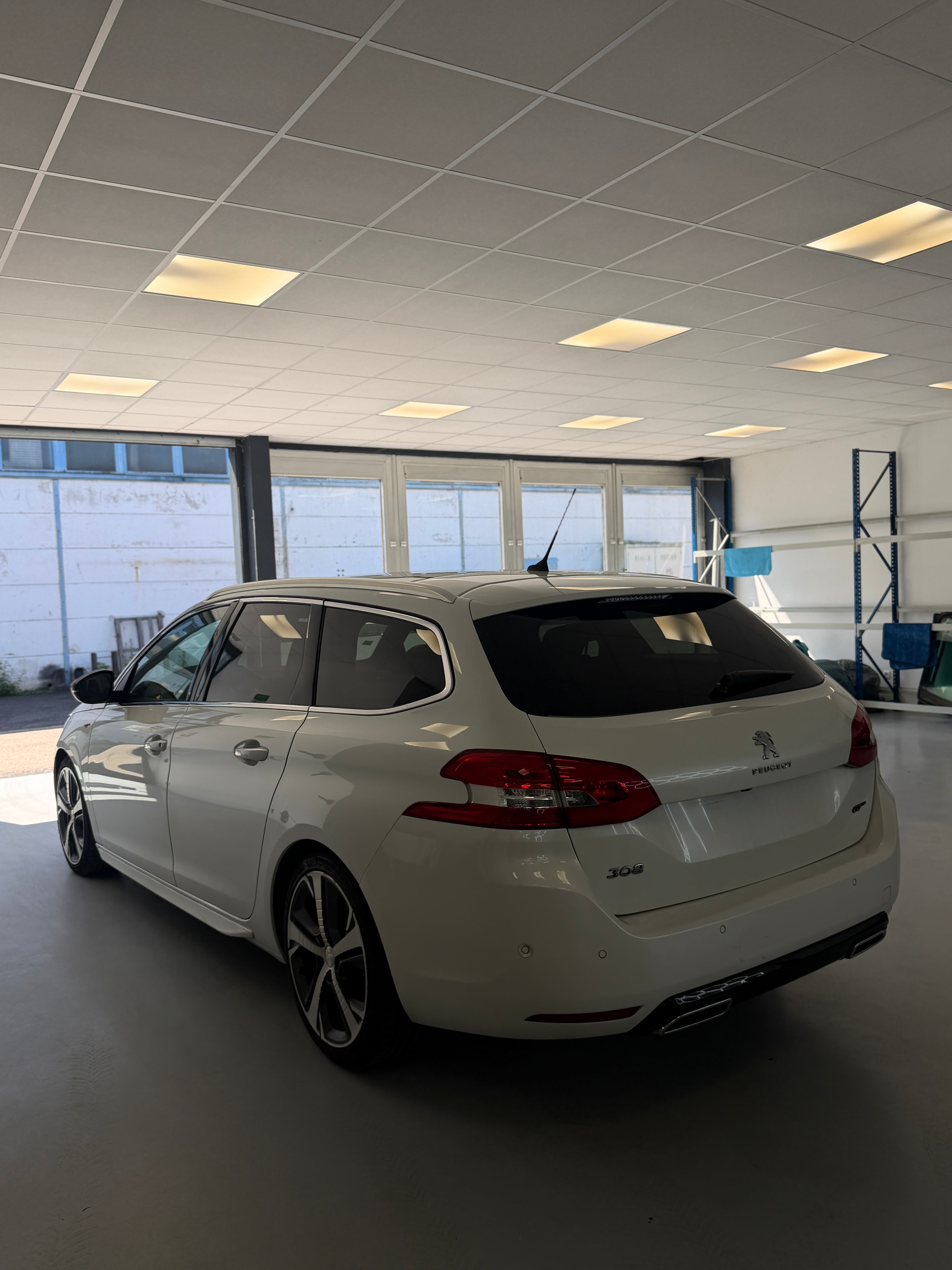 Peugeot 308 GT Line 2.0 BlueHDi 177 ch EAT8 – 2019 – 63 000 km