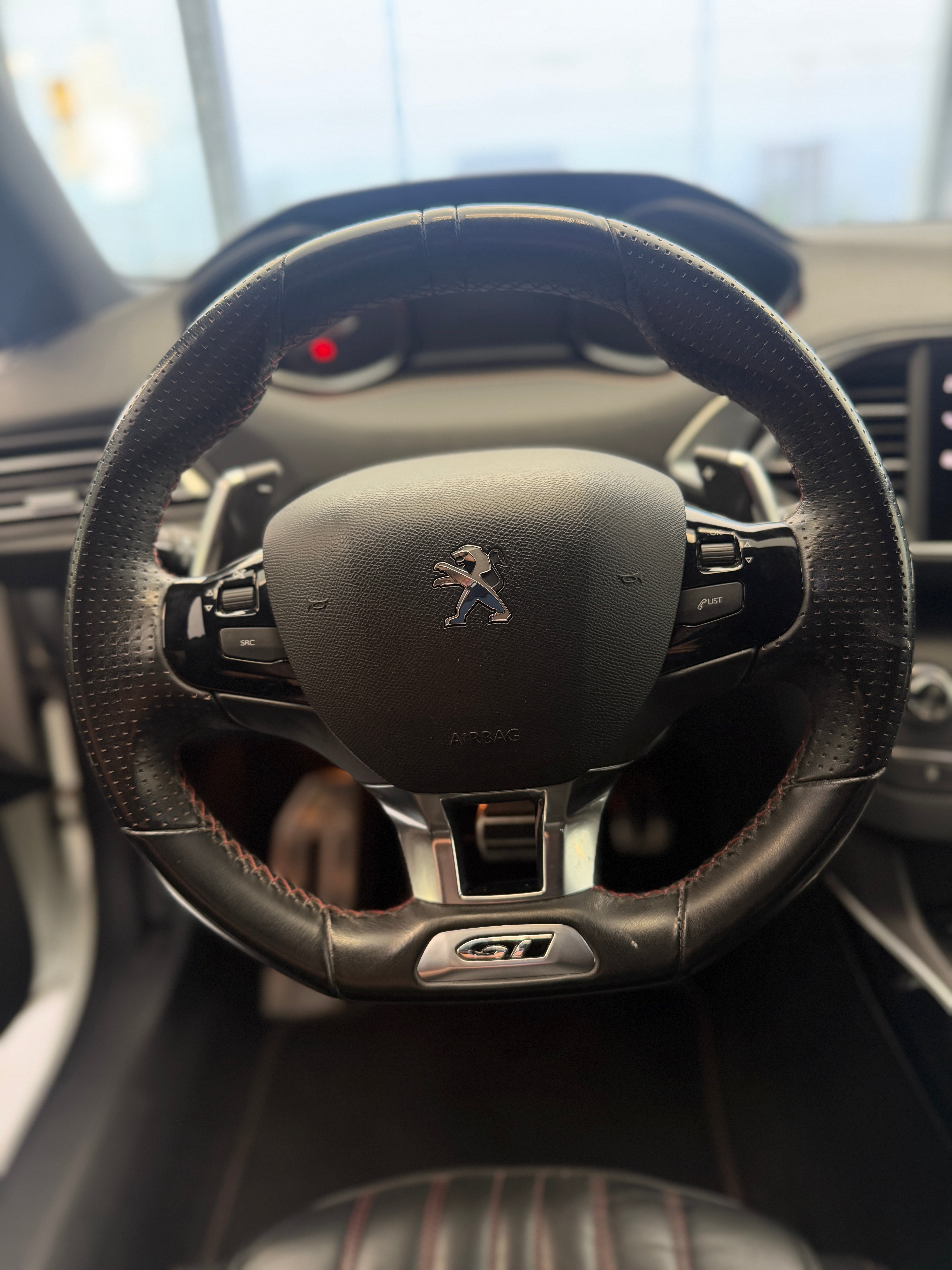 Peugeot 308 GT Line 2.0 BlueHDi 177 ch EAT8 – 2019 – 63 000 km