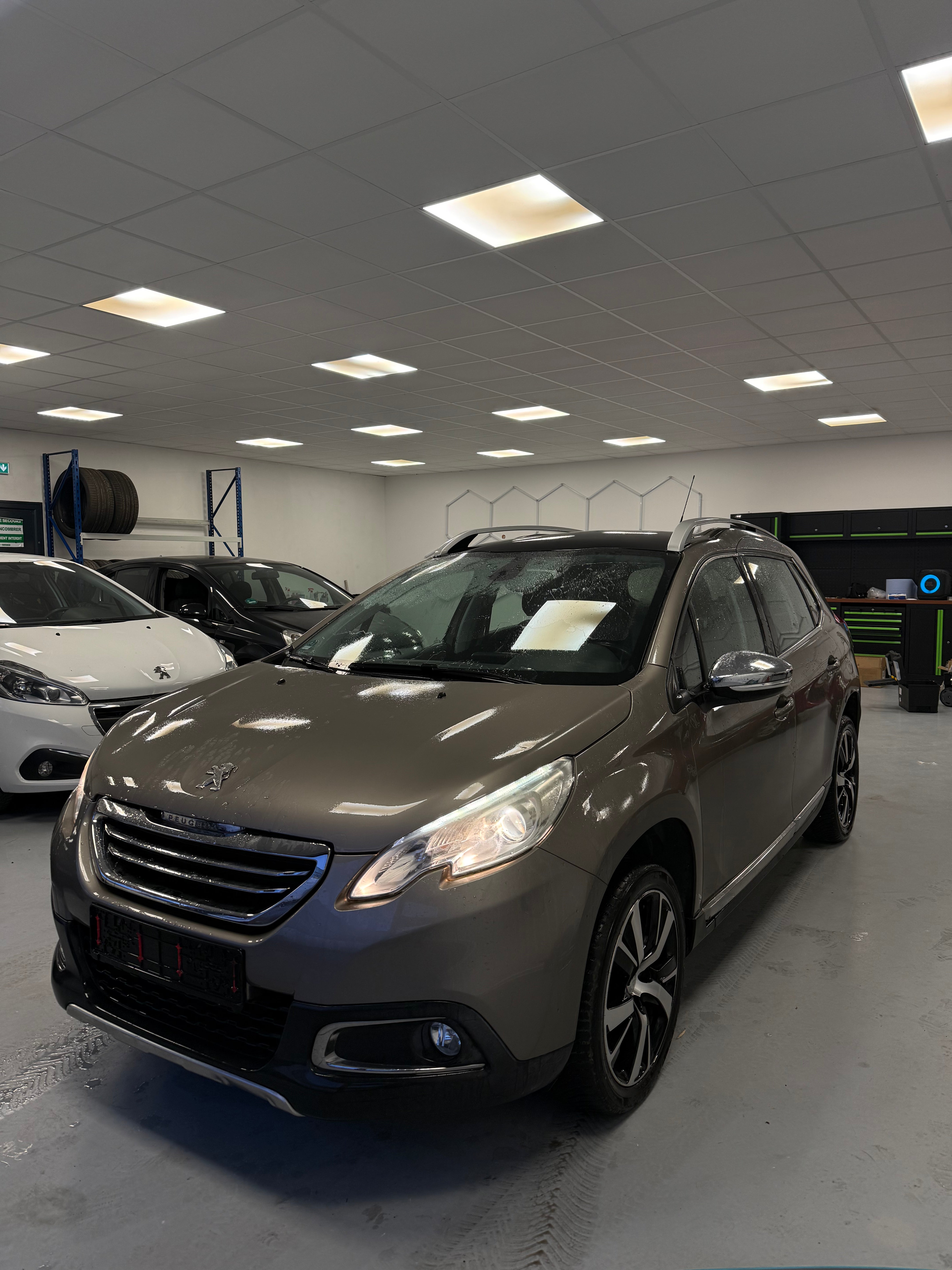 Peugeot 2008 1.6 HDi 100 ch – 2015 – 100 000 km