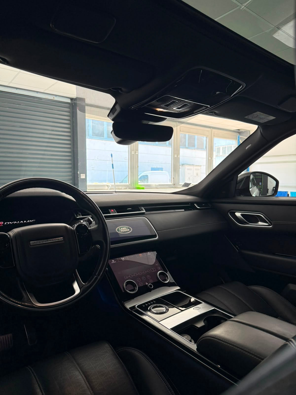 Land Rover Range Rover Velar 3.0 SDV6 V6 300 ch AWD BVA8 – 2017 – 130 000 km